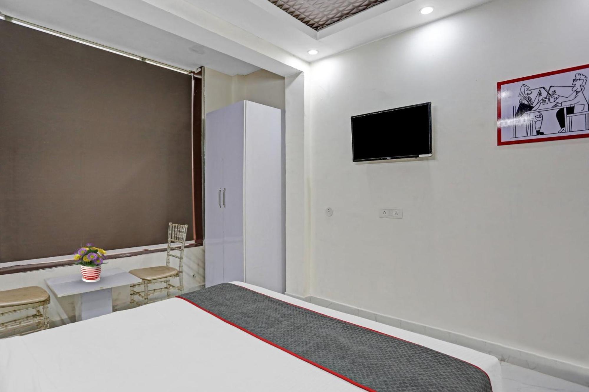 Hotel O Heritage Inn Noida Esterno foto