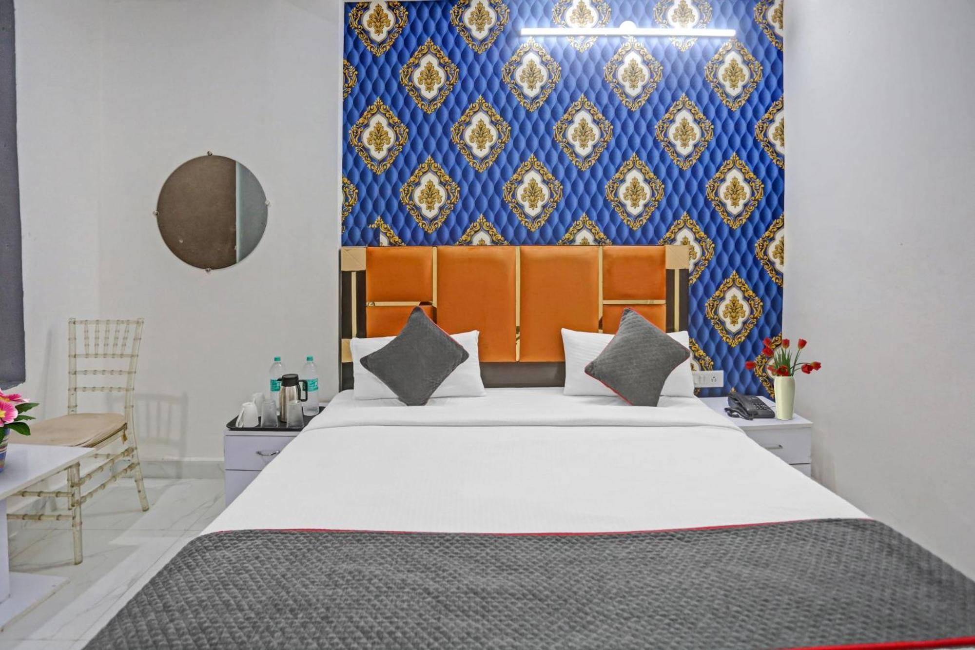 Hotel O Heritage Inn Noida Esterno foto