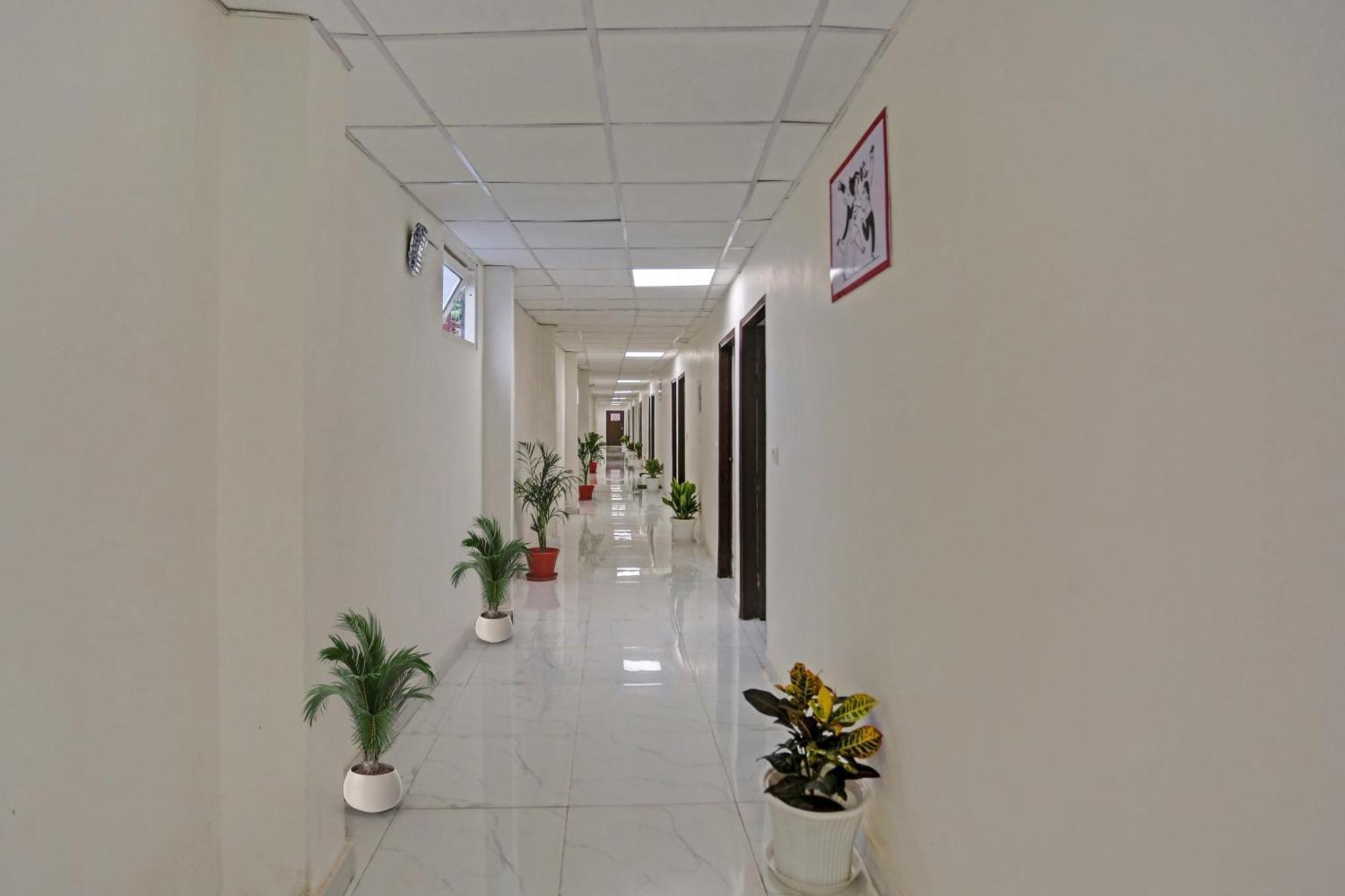Hotel O Heritage Inn Noida Esterno foto