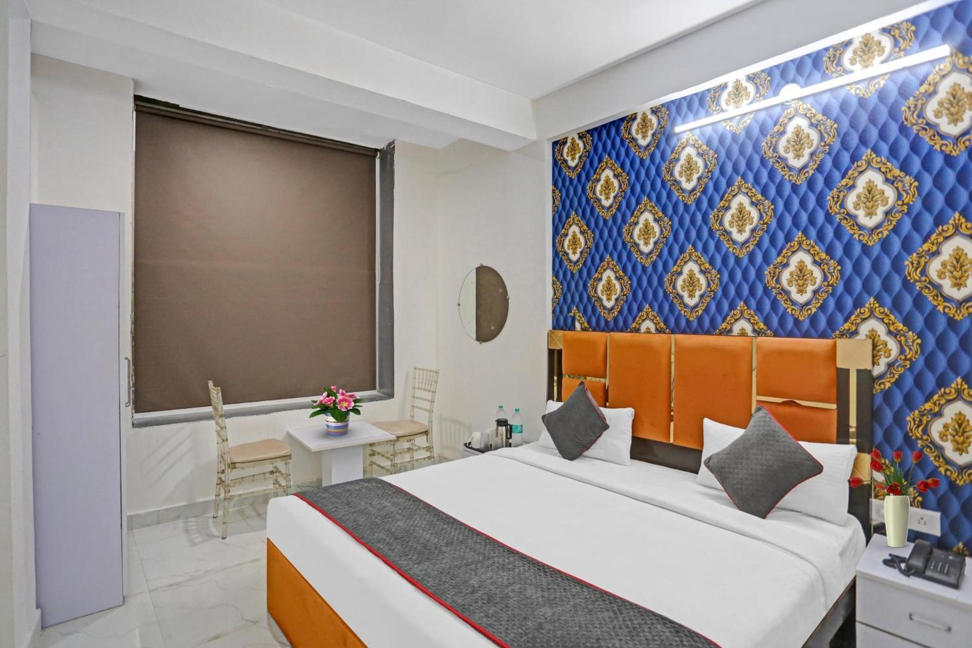 Hotel O Heritage Inn Noida Esterno foto